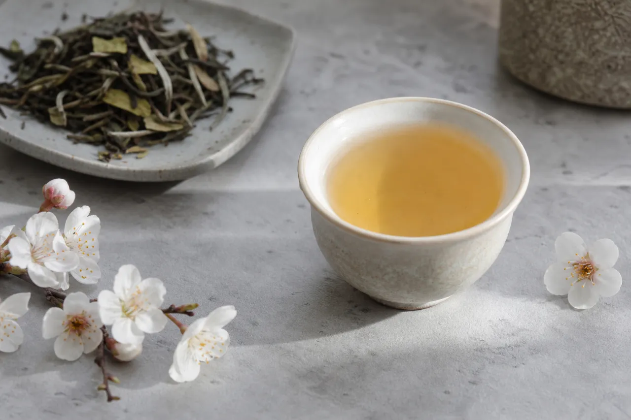 Bai Mu Dan Tee